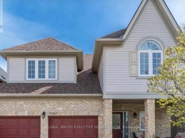 apartment at 5847 SUMMERSIDE DRIVE, Mississauga, Ontario, L5M6J5