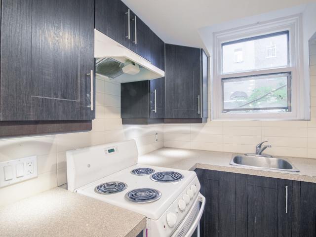 apartment at 590 Avenue Outremont Outremont Montreal H2V 1W2