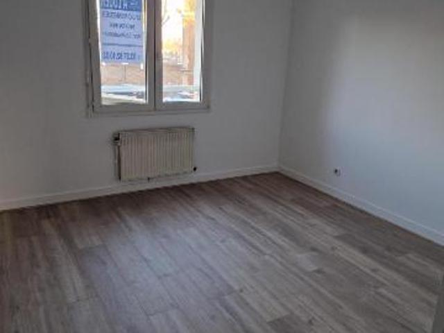 Apartment at 59 Cambrai, CAMBRAI, 59400, France