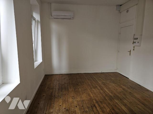 Apartment at 59 Cambrai, CAMBRAI, 59400, France