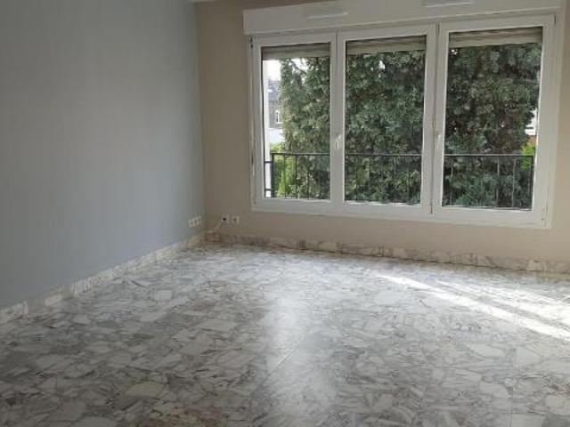 Apartment at 59 Cambrai, CAMBRAI, 59400, France