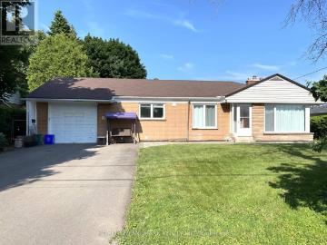 apartment at 59 ELIZABETH CRESCENT S