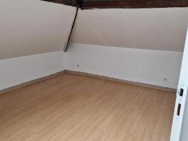 Apartment at 59 Neuville Saint Rémy, NEUVILLE ST REMY, 59554, France
