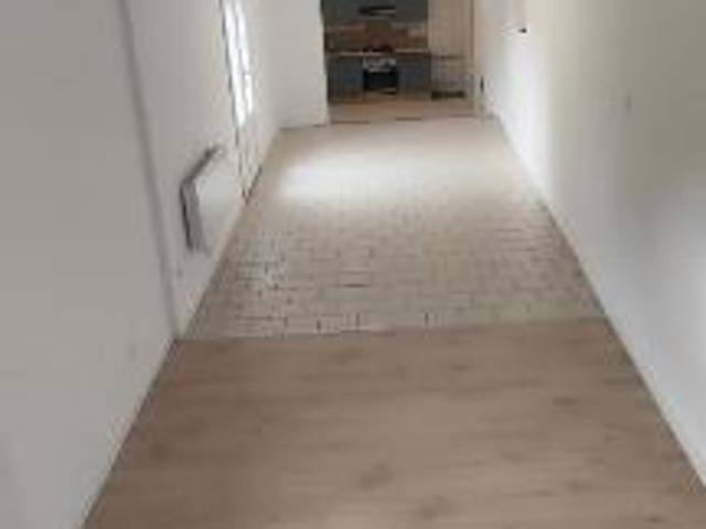 Apartment at 59 Sin le Noble, SIN LE NOBLE, 59450, France