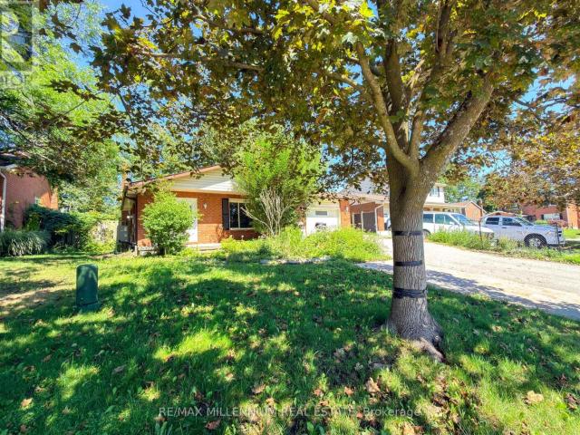 apartment at 5 PEPLER PLACE, Barrie, Ontario, L4N5E3