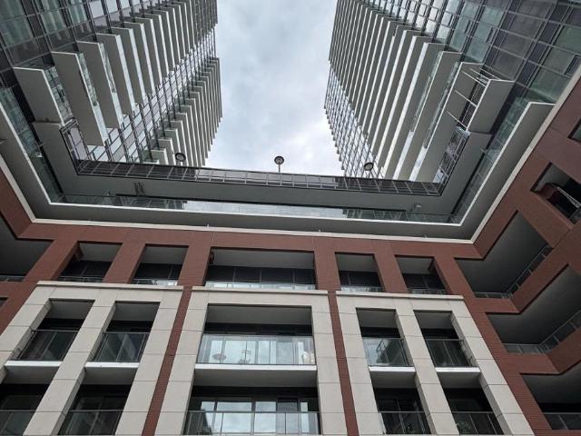 apartment at 605 4010 EGLINTON AVENUE W, Toronto, Ontario, M9A0G5