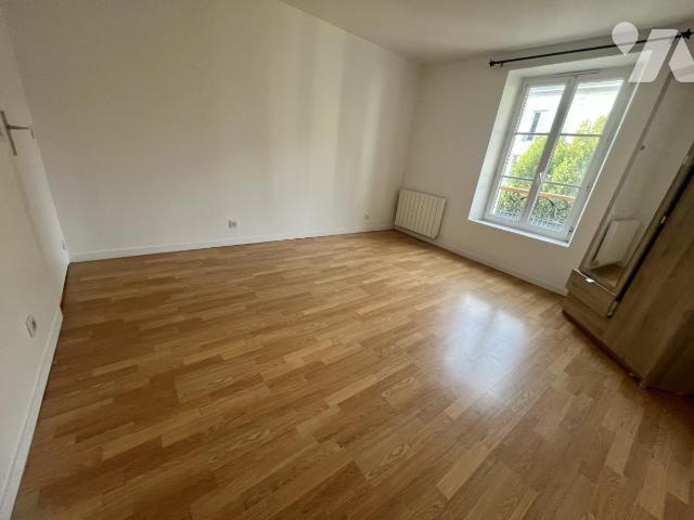 Apartment at 60 Orry la Ville, ORRY LA VILLE, 60560, France