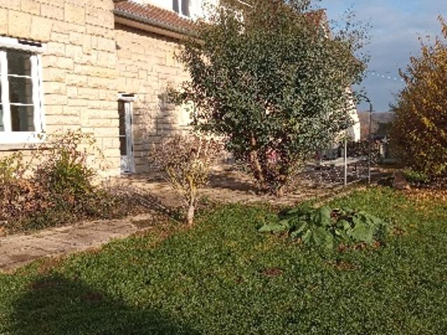 Apartment at 60 Ully Saint Georges, ULLY ST GEORGES, 60730, France