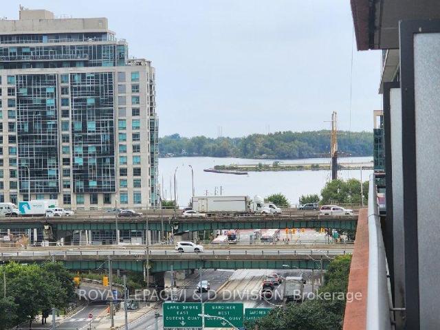 apartment at 617 – 4K SPADINA AVENUE
