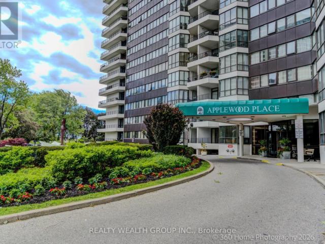 apartment at 619 1333 BLOOR STREET, Mississauga, Ontario, L4Y3T6