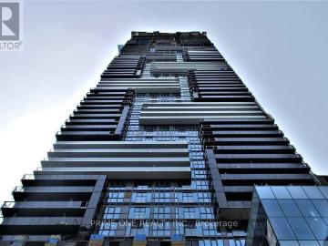 Oxford, Ontario - Balcony, Fireplace, Lift