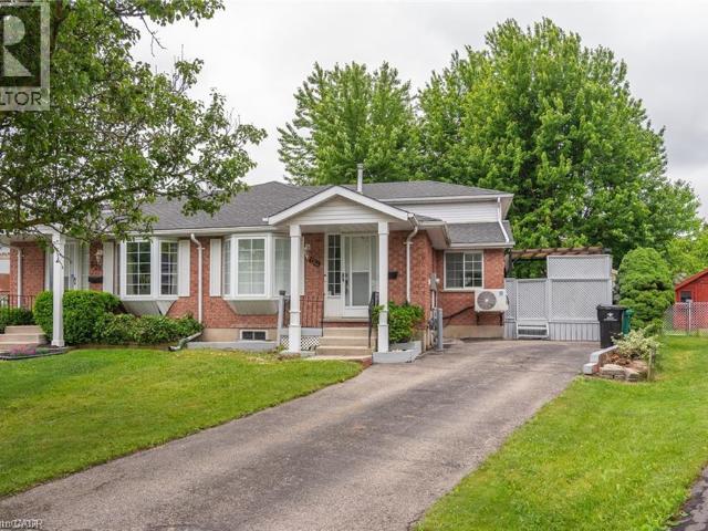apartment at 629 SETTLERSFIELD Court Unit# B, Waterloo, Ontario, N2T2K6