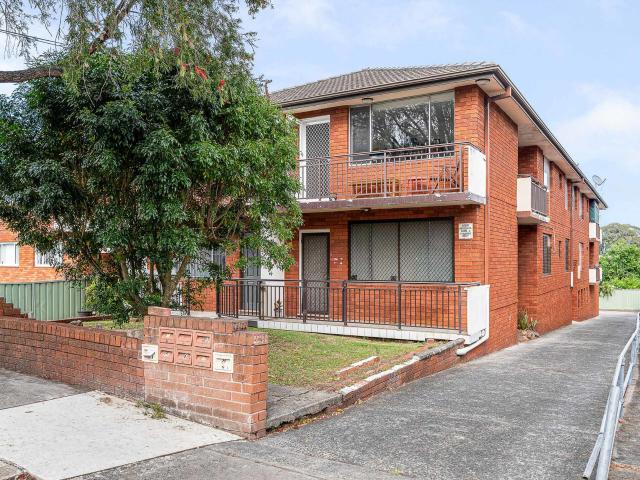 apartment at 6/20 Shadforth Street, Wiley Park NSW 2195
