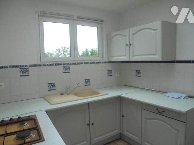 Apartment at 62 Avesnes le Comte, AVESNES LE COMTE, 62810, France