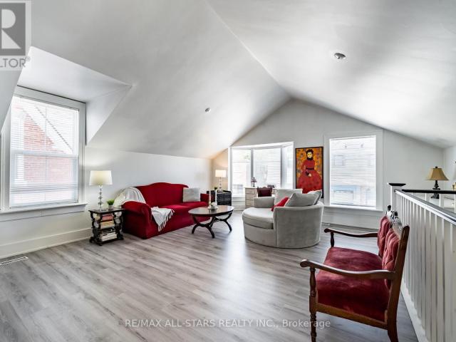 apartment at 6395 MAIN STREET, Whitchurch Stouffville, Ontario, L4A1G4