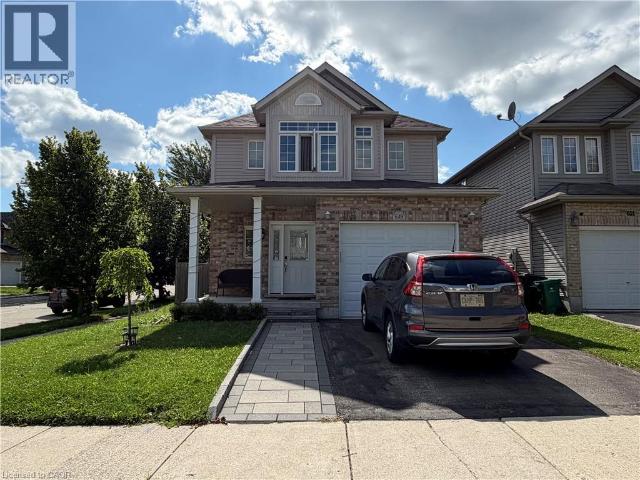 apartment at 649 WINTERBERRY Avenue, Waterloo, Ontario, N2V2X4