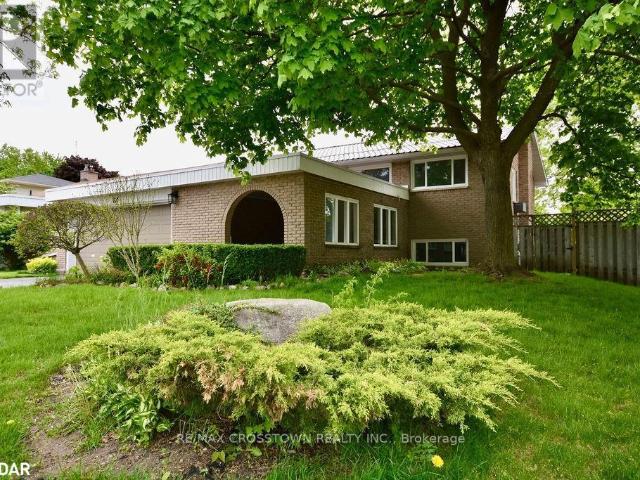 apartment at 64 MARSHALL STREET, Barrie, Ontario, L4N3S8
