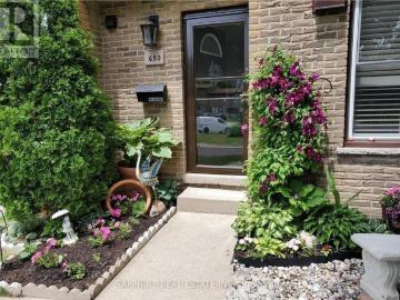 apartment at 650 WONDERLAND ROAD S, London South, Ontario, N6K1L8
