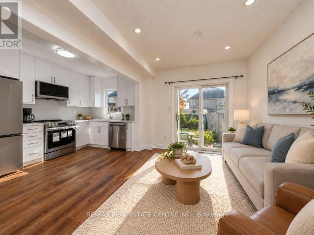 apartment at 666 MADAME STREET, Mississauga, Ontario, L5W1H1