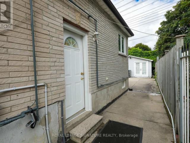 apartment at 674 ABANA ROAD