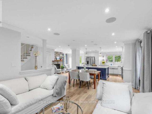 apartment at 6760 DOLMAGE COURT
