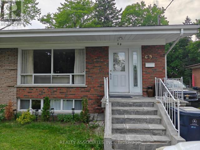 apartment at 69 CORNERBROOK DRIVE S