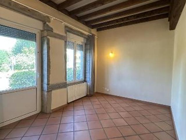 Apartment at 69 Champagne au Mont d'Or, CHAMPAGNE AU MONT D OR, 69410, France