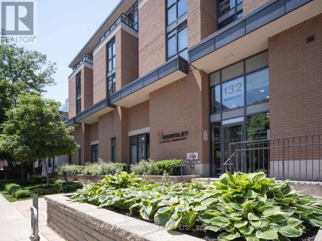 apartment at 704 132 BERKELEY STREET, Toronto, Ontario, M5A2W9