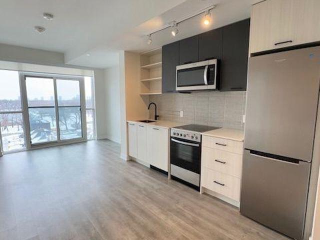 apartment at 705 2300 ST. CLAIR AVENUE W, Toronto, Ontario, M6N0B3
