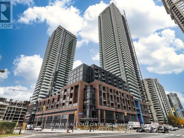 apartment at 703 430 SQUARE ONE DRIVE, Mississauga, Ontario, L5B0L6