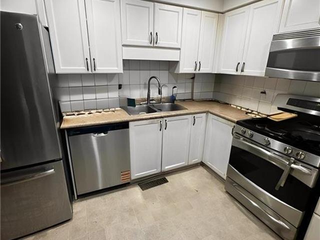 apartment at 717 ACTIVA Avenue, Kitchener, Ontario, N2E4E1