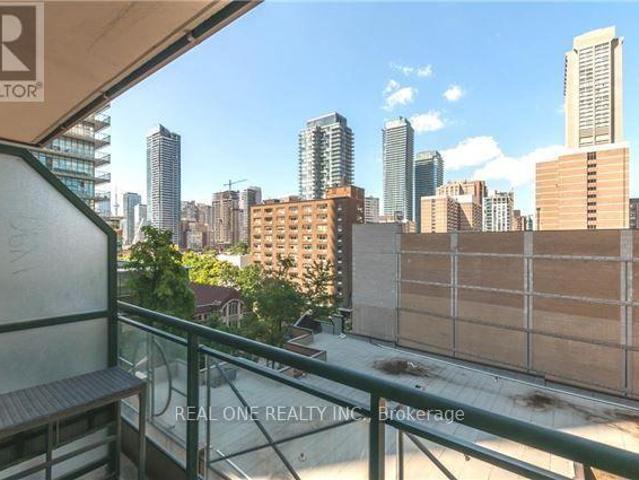 apartment at 719 35 HAYDEN STREET, Toronto, Ontario, M4Y3C3