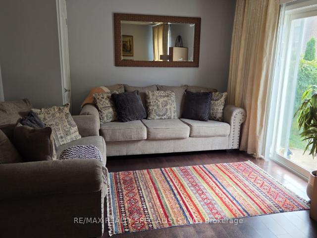 apartment at 710 THOMPSON ROAD, Milton, Ontario, L9T0C8