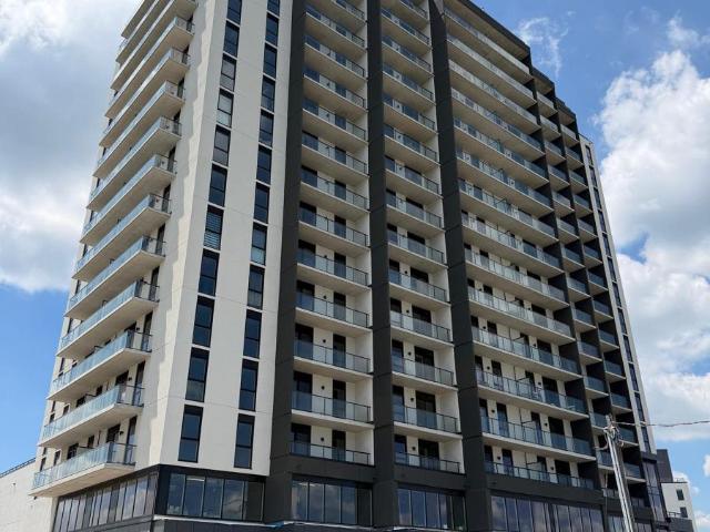 apartment at 711 – 33 ERIE AVENUE