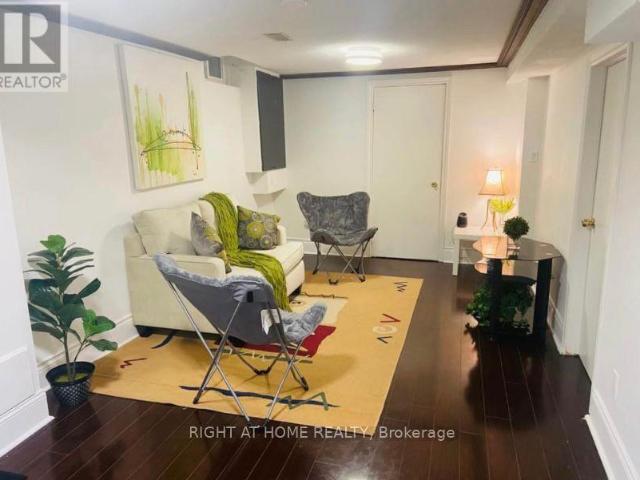 apartment at 712 WINTERTON WAY