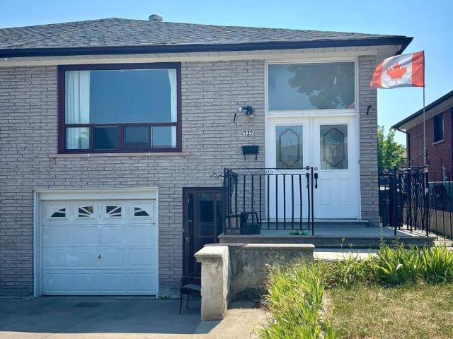 apartment at 7276 SHALLFORD ROAD, Mississauga, Ontario, L4T2P7