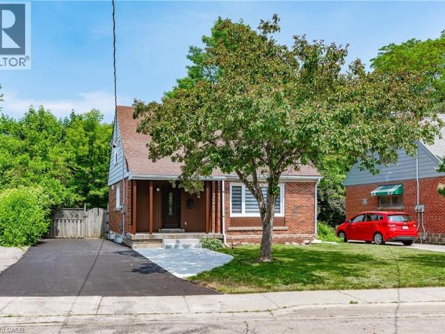 apartment at 723 HAGER Avenue, Burlington, Ontario, L7S1R2