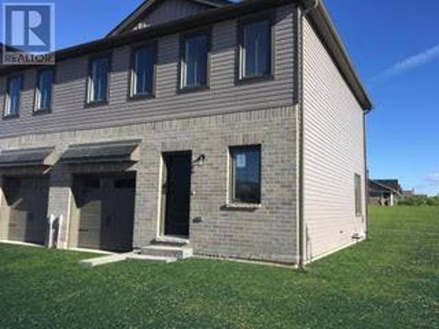 apartment at 72 CAMPBELL CRESCENT, Prince Edward County, Ontario, K0K2T0