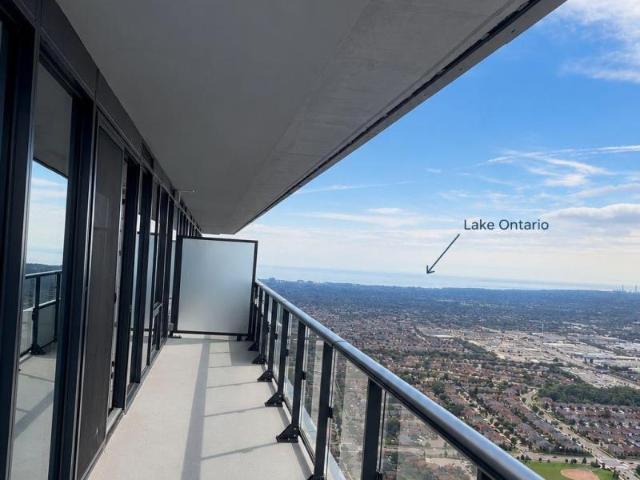 apartment at 7402 448 BURNHAMTHORPE ROAD W, Mississauga, Ontario, L5B0R4