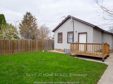 apartment at 762 AYLMER AVENUE E, Windsor, Ontario, N9A1V3
