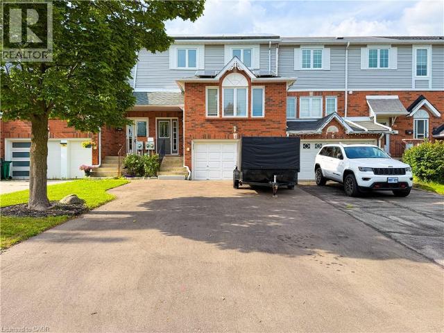 apartment at 76 FAIRGREEN Close