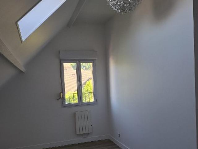 Apartment at 78 Bonnières sur Seine, BONNIERES SUR SEINE, 78270, France