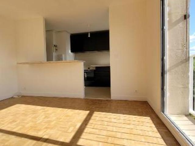 Apartment at 78 Versailles, VERSAILLES, 78000, France
