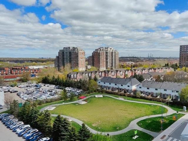 apartment at 804 9205 YONGE STREET N, Richmond Hill, Ontario, L4C1V5