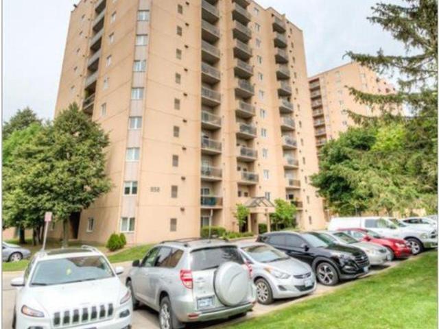 apartment at 806 858 COMMISSIONERS ROAD E, London South, Ontario, N6C5Y5