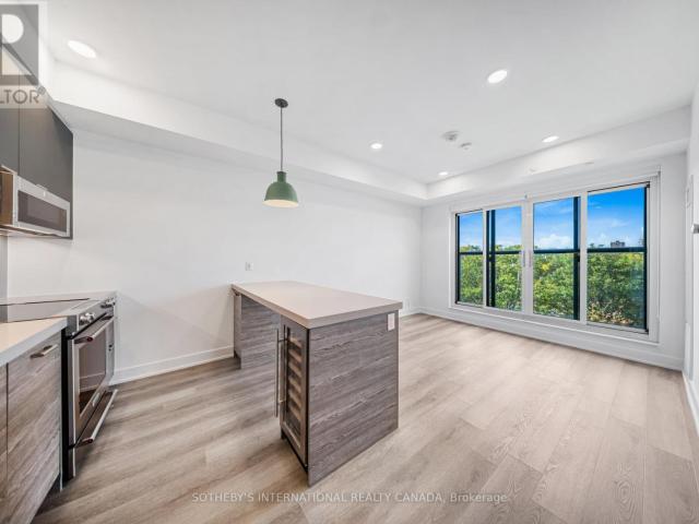 apartment at 807 484 SPADINA AVENUE, Toronto, Ontario, M5S0E4