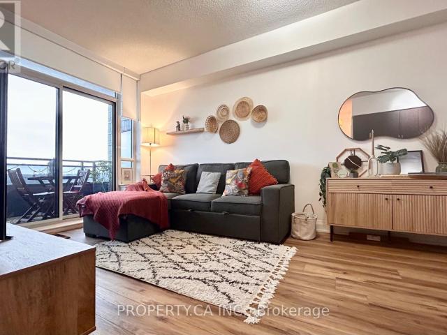 apartment at 801 – 85 NORTH PARK ROAD