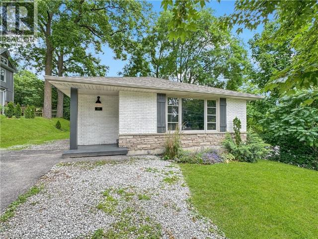 apartment at 80 BANFF Street, Caledonia, Ontario, N3W1C3