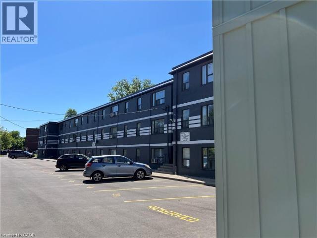 apartment at 80 SOUTH FORSTER PARK Drive Unit# 6, Oakville, Ontario, L6K1Y9