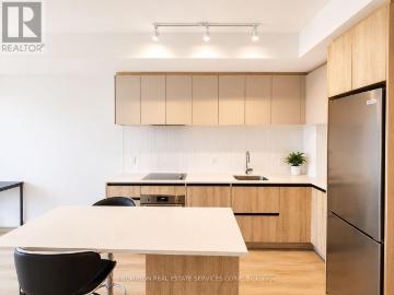 apartment at 813 – 7950 BATHURST STREET